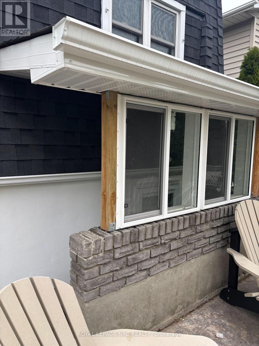 38 Manor Road, St. Catharines, Ontario  L2N 3B5 - Photo 4 - X13070754