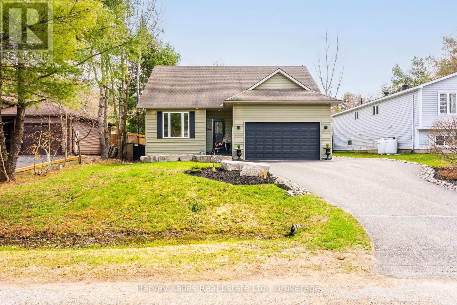 6 Johnston Street, Muskoka Lakes (Medora), Ontario  P0B 1J0 - Photo 3 - X13082436