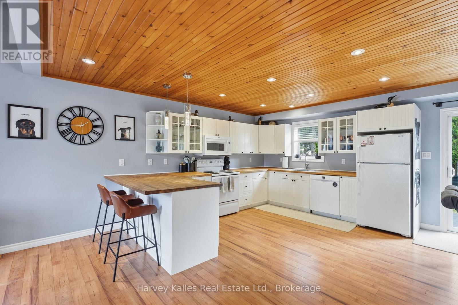 6 Johnston Street, Muskoka Lakes (Medora), Ontario  P0B 1J0 - Photo 6 - X13082436