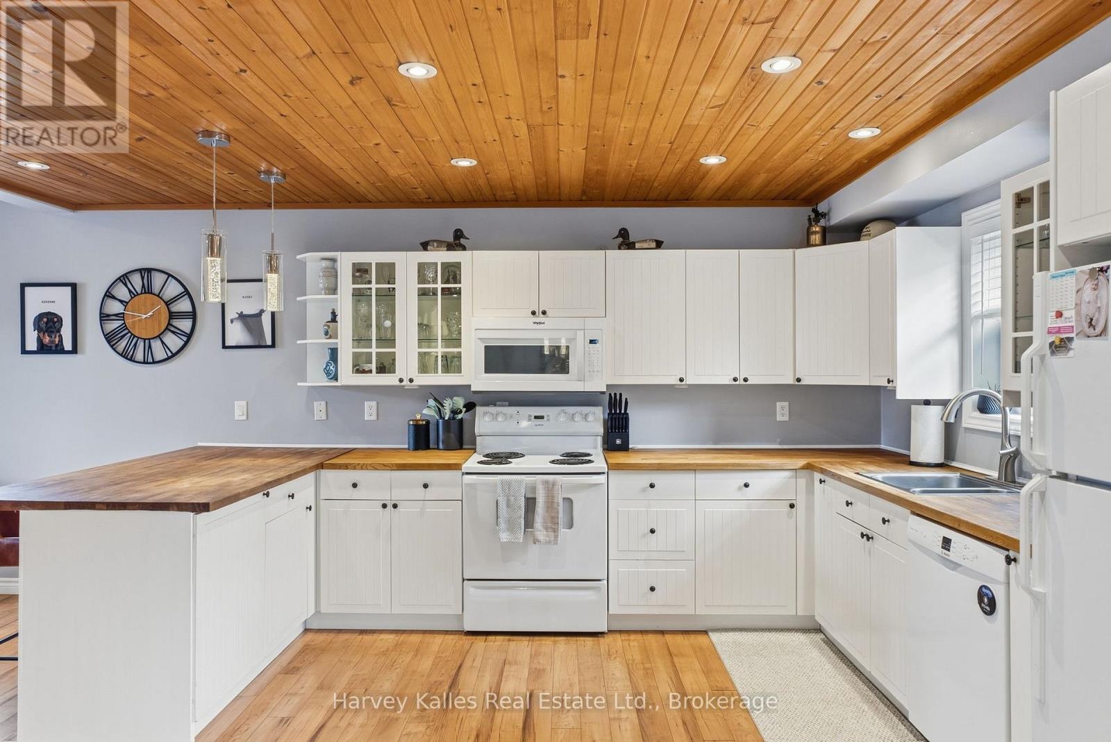 6 Johnston Street, Muskoka Lakes (Medora), Ontario  P0B 1J0 - Photo 8 - X13082436
