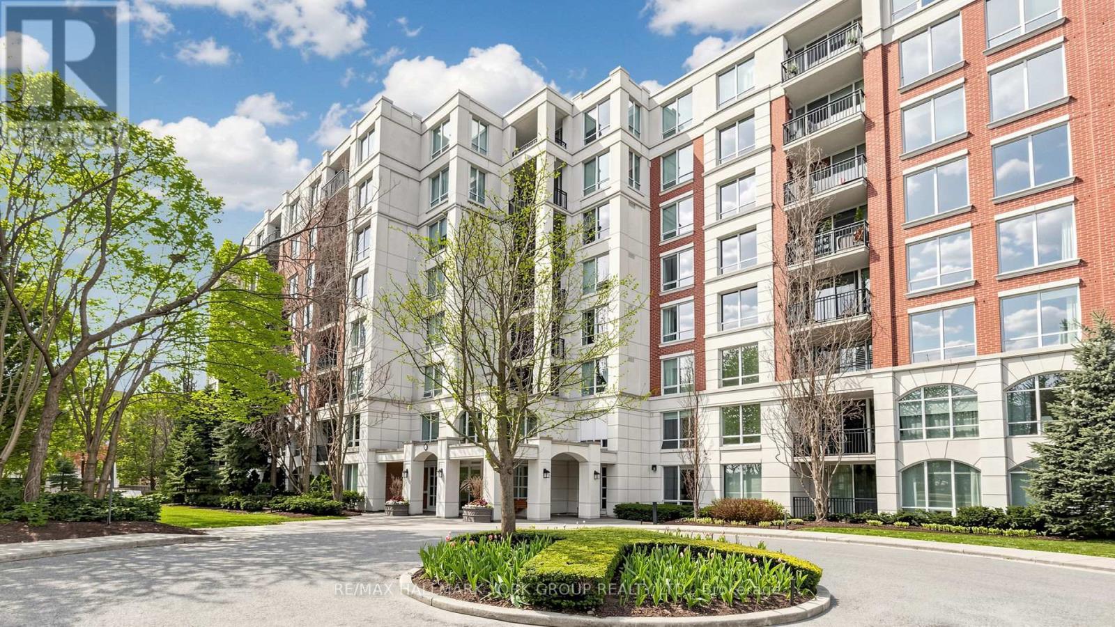 120 - 18 WILLIAM CARSON CRESCENT, toronto (st. andrew-windfields), Ontario