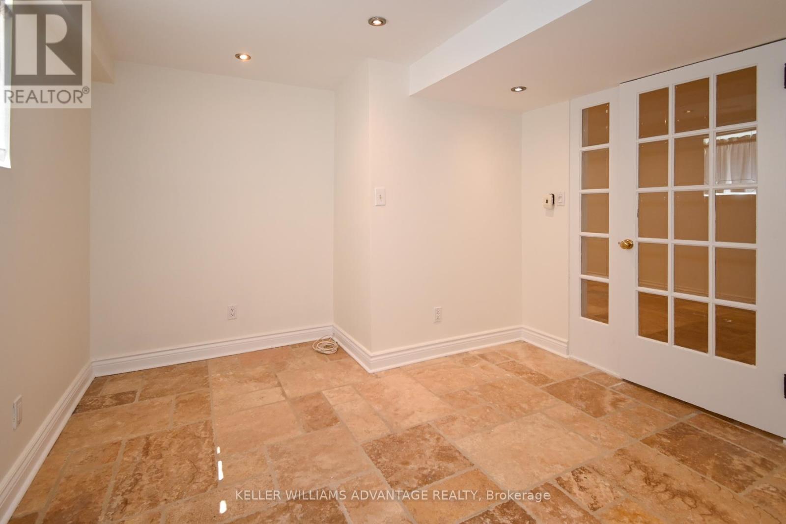 Back Lower - 132 Hammersmith Avenue, Toronto, Ontario  M4E 2W6 - Photo 11 - E13082424