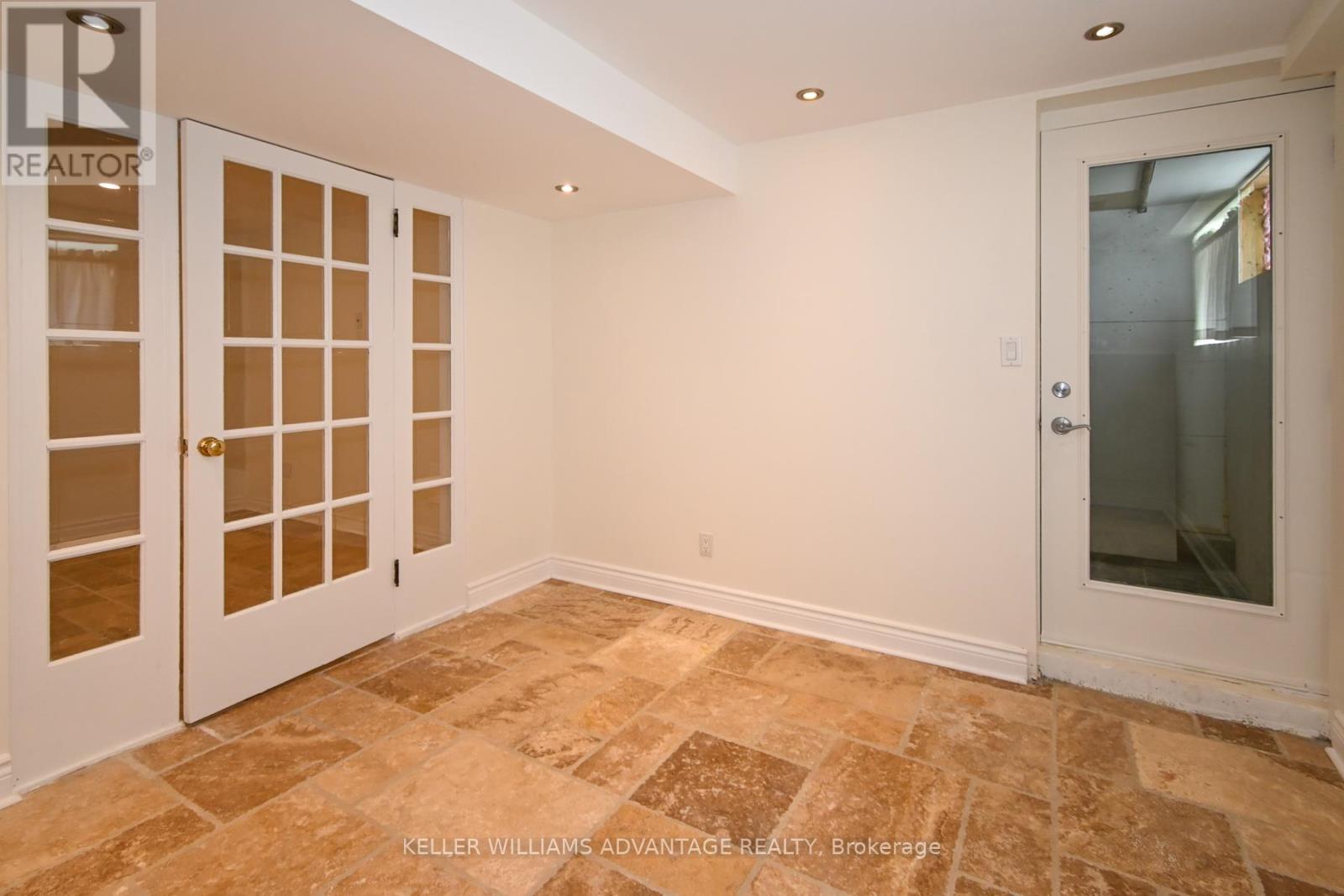 Back Lower - 132 Hammersmith Avenue, Toronto, Ontario  M4E 2W6 - Photo 12 - E13082424