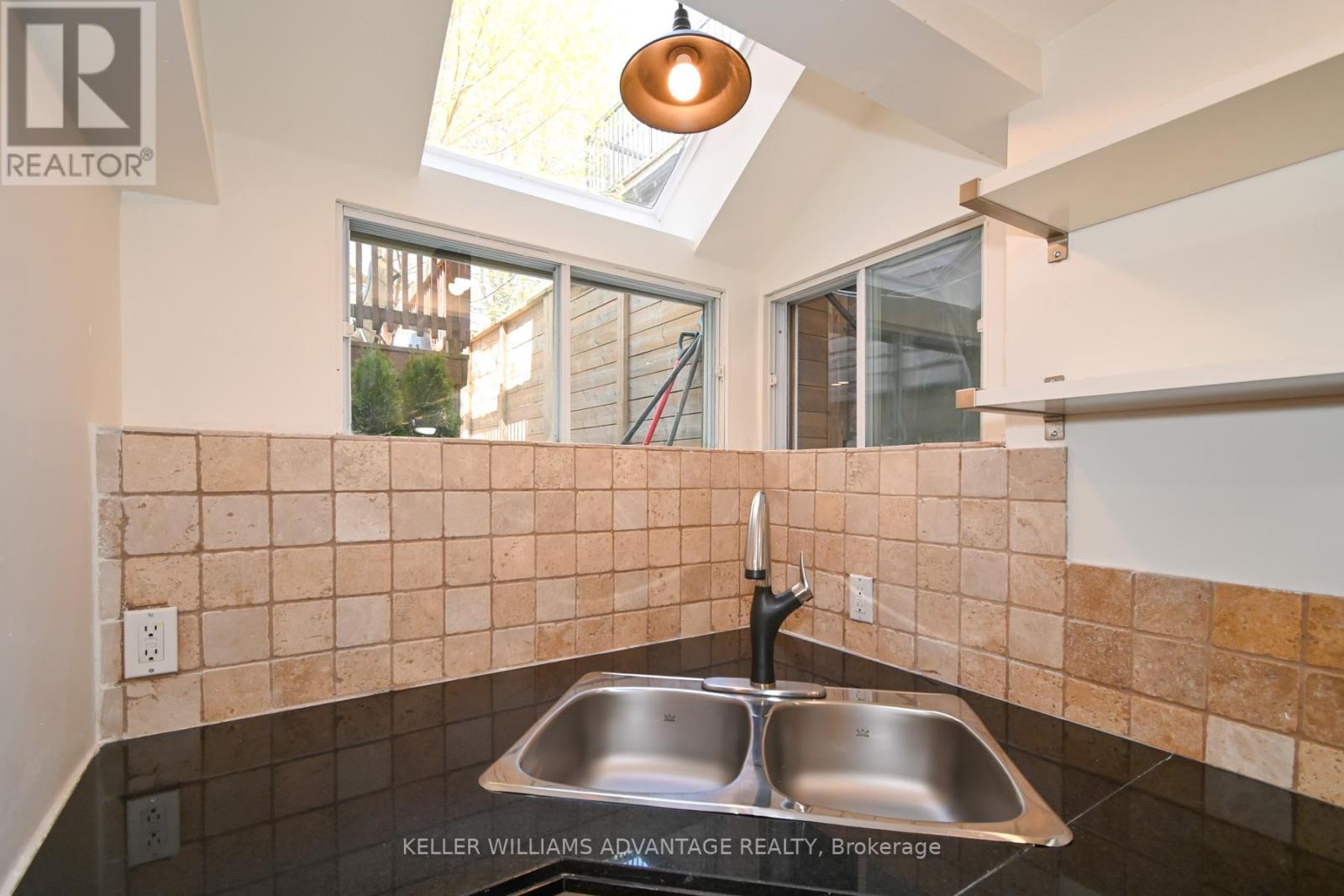 Back Lower - 132 Hammersmith Avenue, Toronto, Ontario  M4E 2W6 - Photo 8 - E13082424