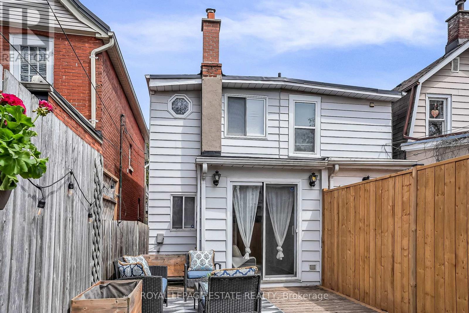 240 Cedarvale Avenue, Toronto (Woodbine-Lumsden), Ontario  M4C 4K2 - Photo 38 - E13082440
