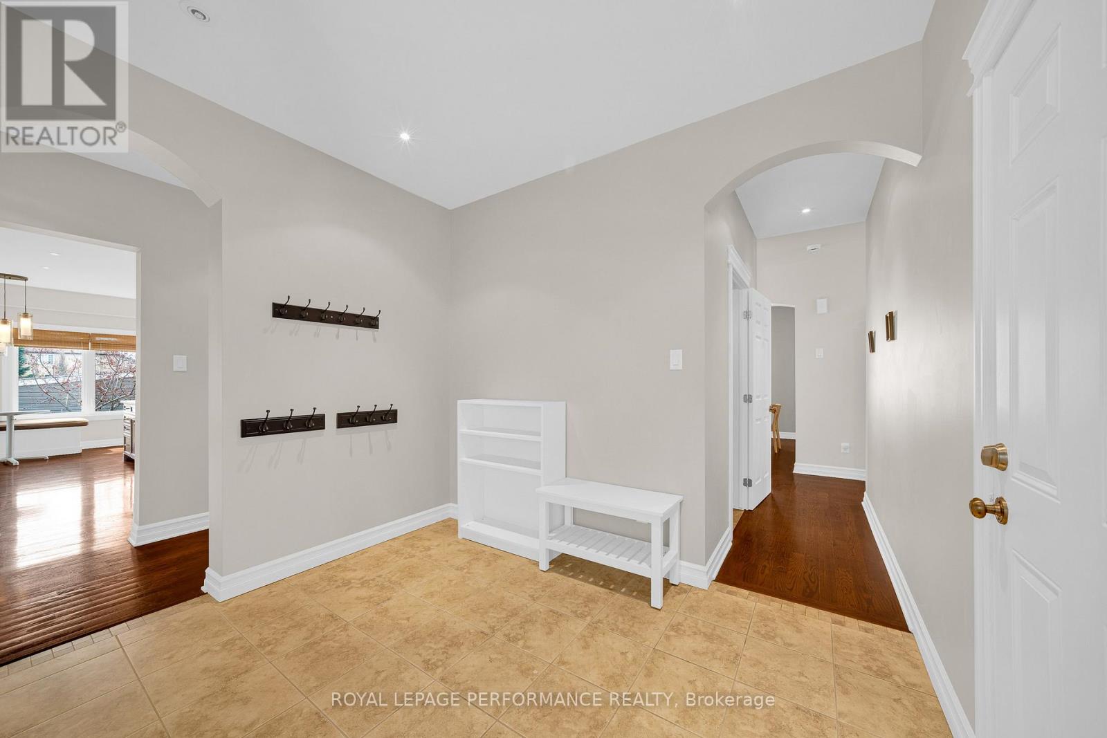 590 Kochar Drive, Ottawa, Ontario  K2C 4J5 - Photo 13 - X13082404