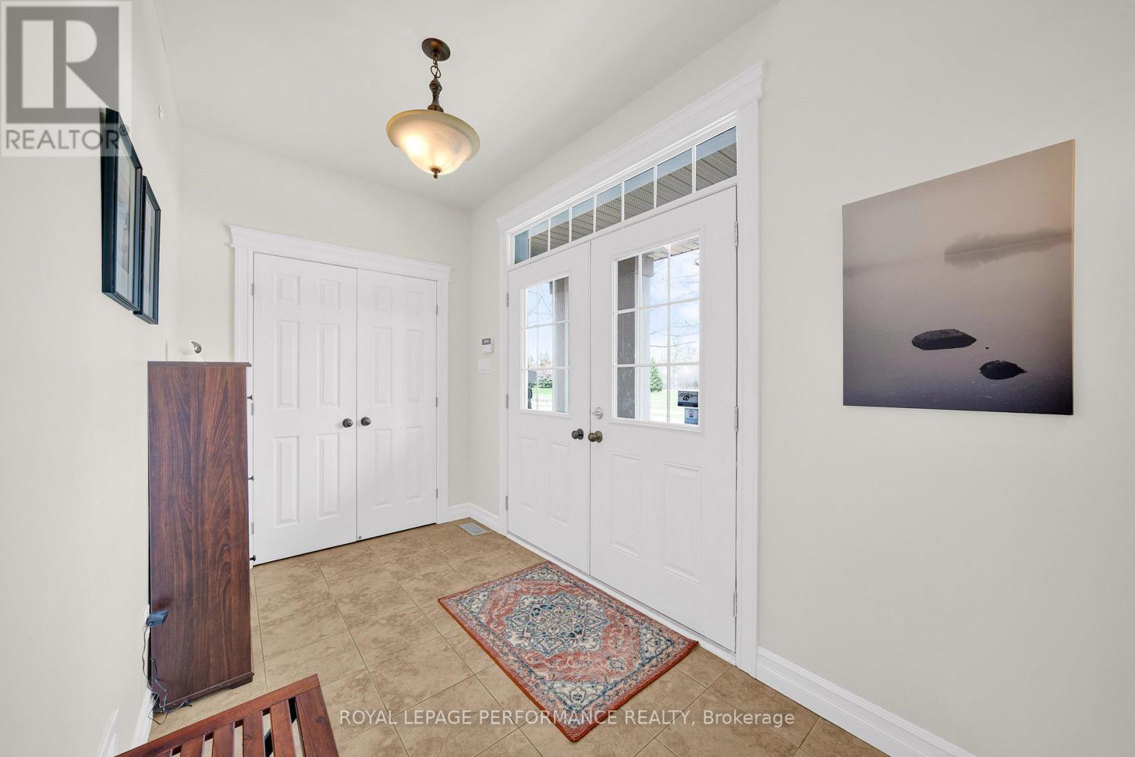 590 Kochar Drive, Ottawa, Ontario  K2C 4J5 - Photo 3 - X13082404