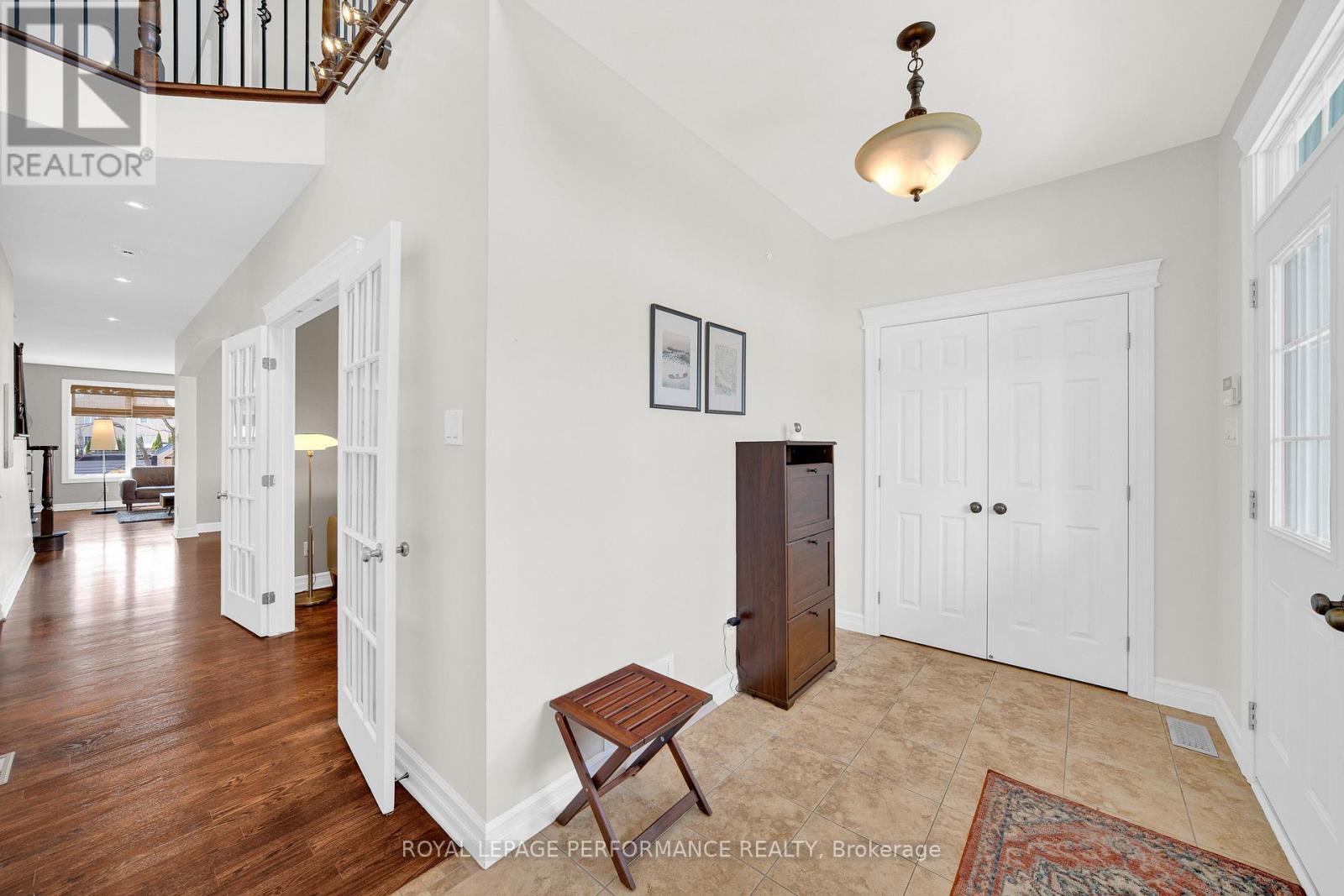 590 Kochar Drive, Ottawa, Ontario  K2C 4J5 - Photo 4 - X13082404