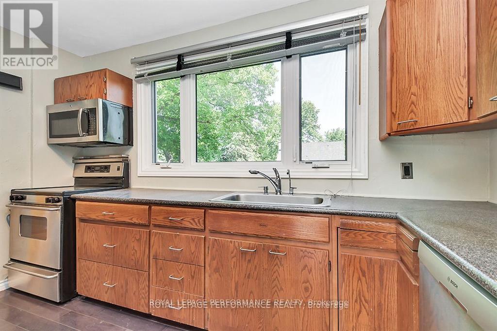 64 Starwood Road, Ottawa, Ontario  K2G 1Z3 - Photo 10 - X13082432
