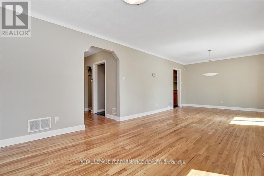 64 Starwood Road, Ottawa, Ontario  K2G 1Z3 - Photo 6 - X13082432
