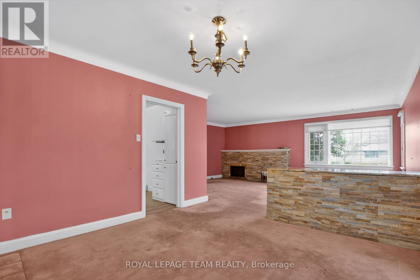 546 Sherbourne Road, Ottawa, Ontario  K2A 3G5 - Photo 12 - X13082446