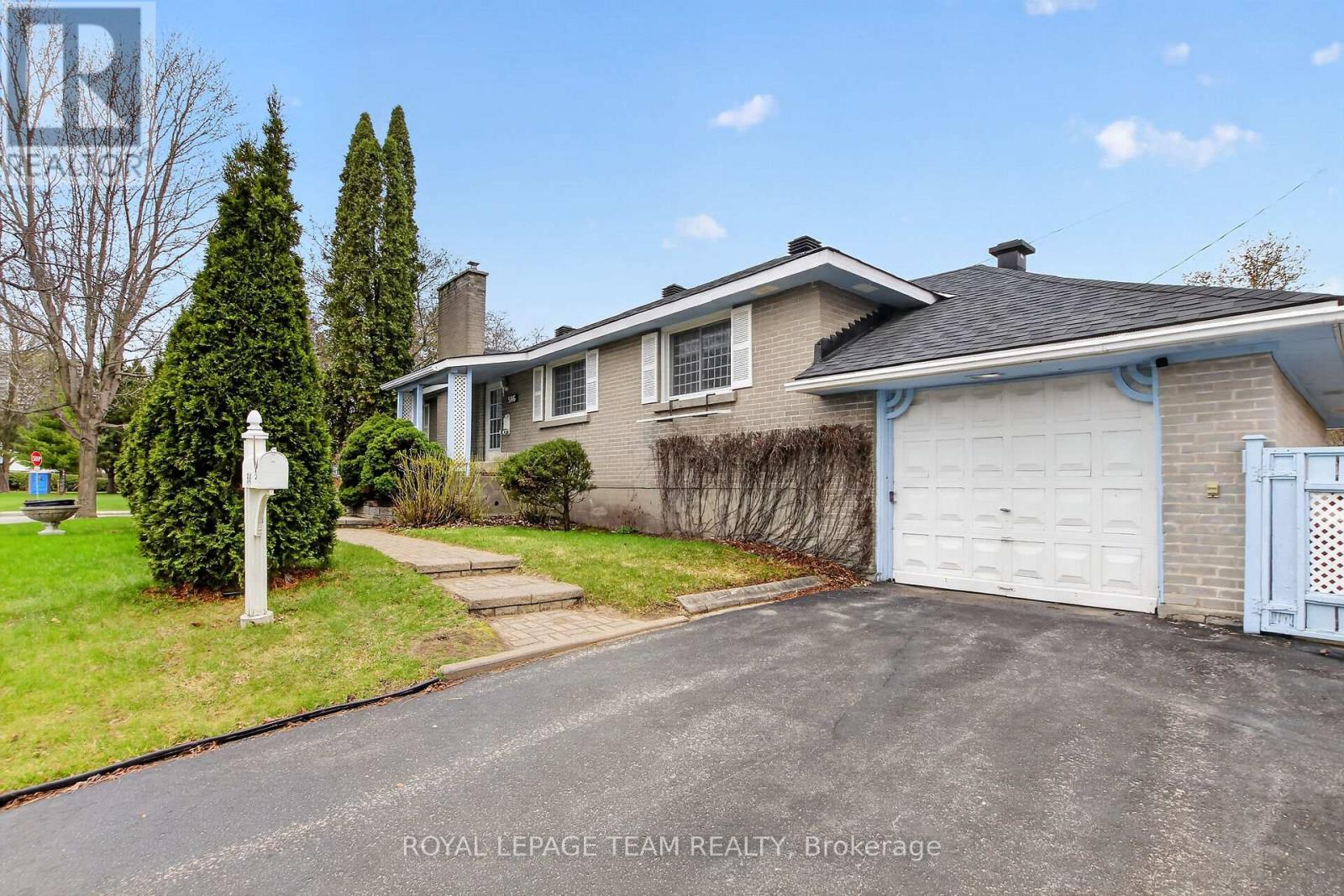 546 Sherbourne Road, Ottawa, Ontario  K2A 3G5 - Photo 3 - X13082446