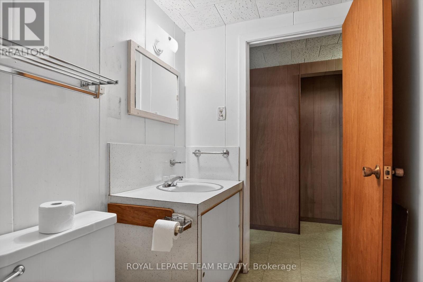 546 Sherbourne Road, Ottawa, Ontario  K2A 3G5 - Photo 30 - X13082446