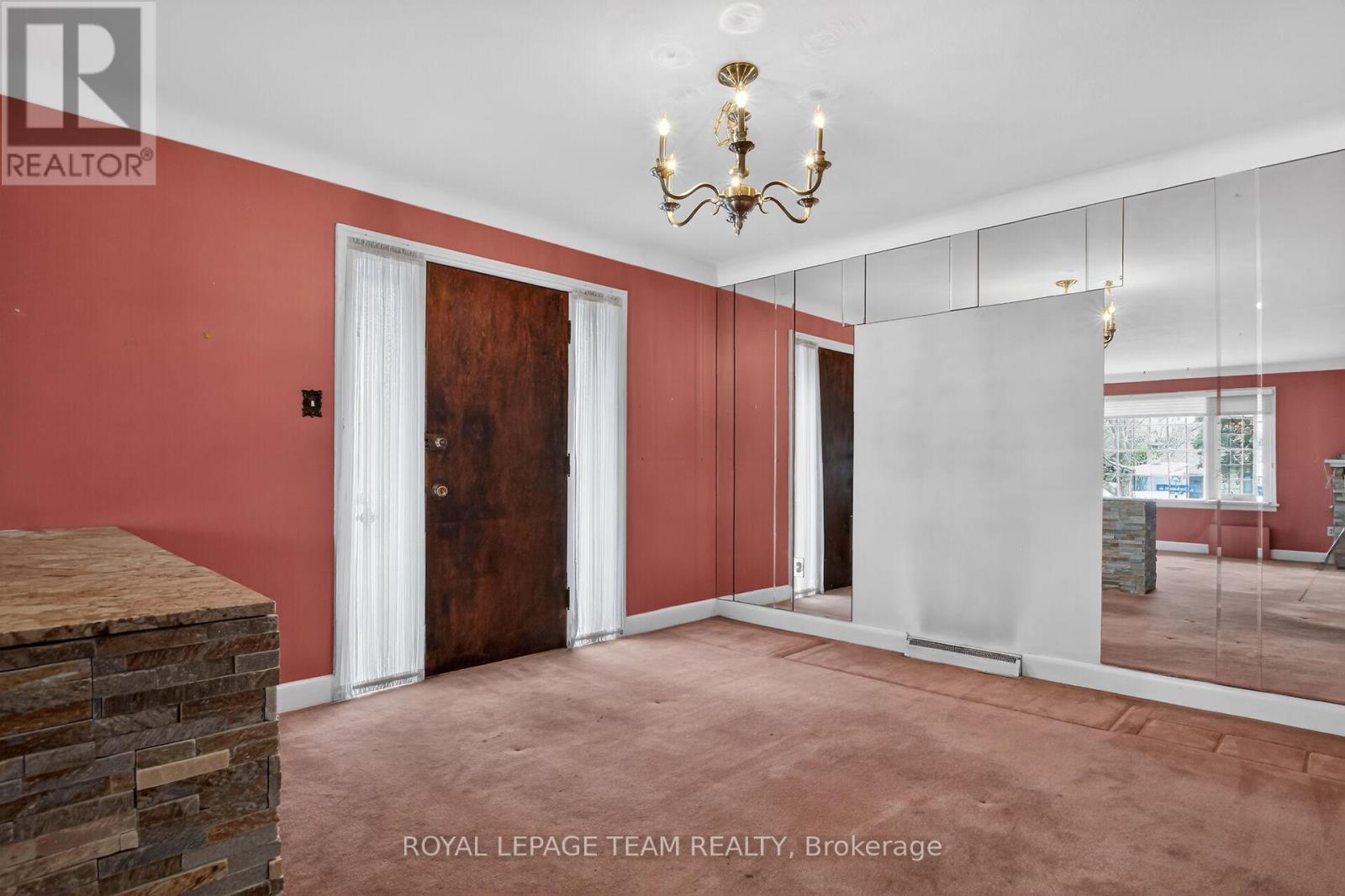 546 Sherbourne Road, Ottawa, Ontario  K2A 3G5 - Photo 7 - X13082446