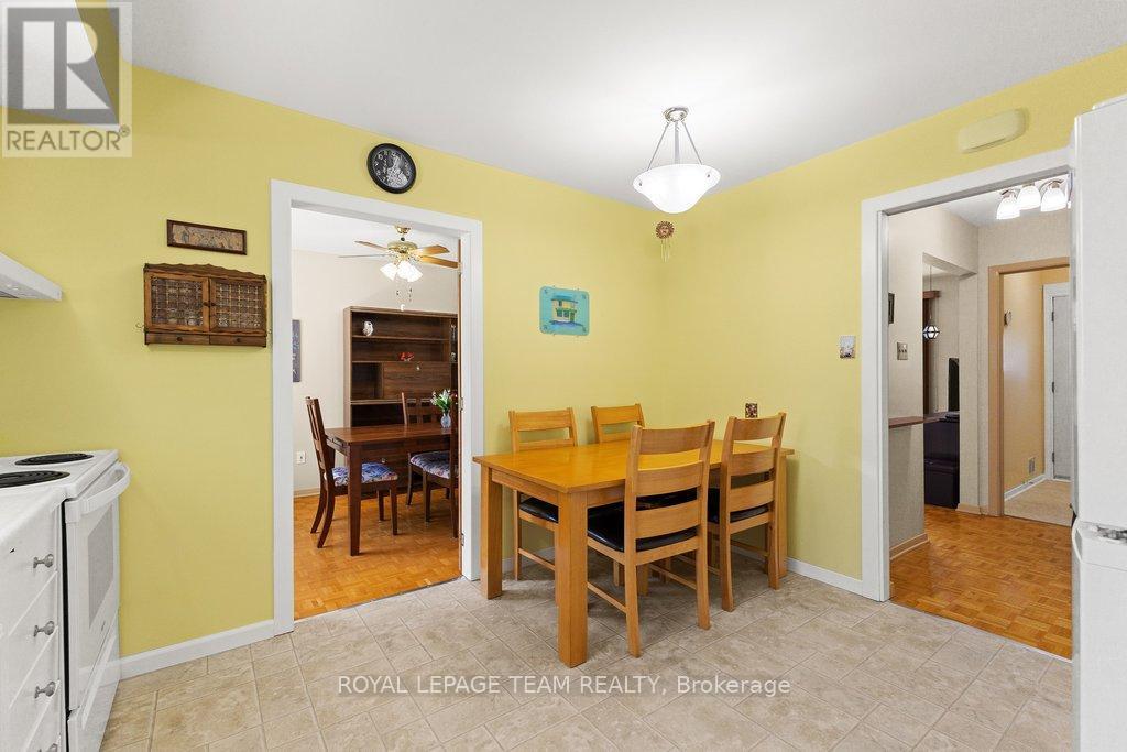 2368 Ogilvie Road, Ottawa, Ontario  K1J 7N6 - Photo 8 - X13082466