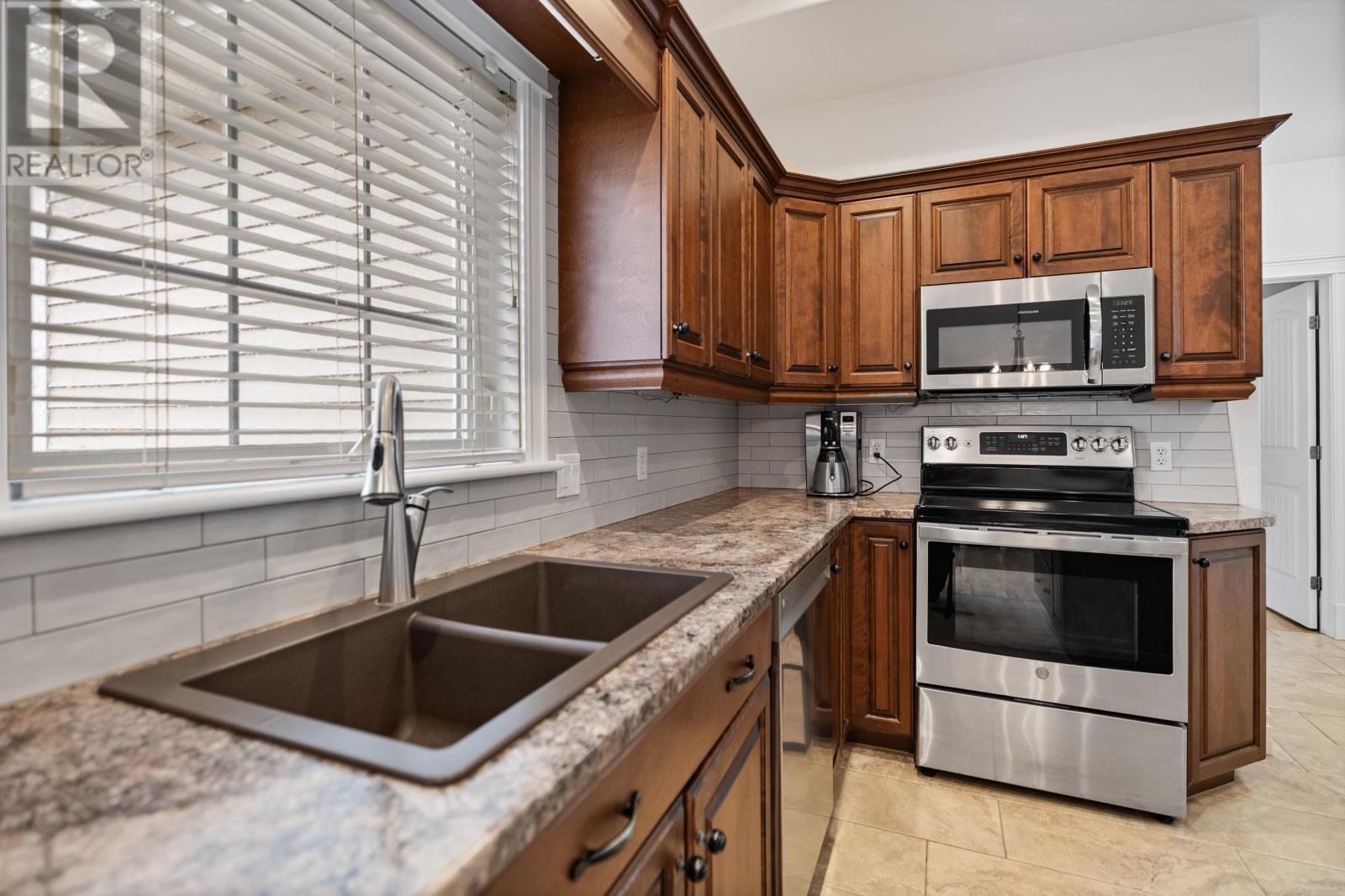 2 Somerset Place, Stratford, Prince Edward Island  C1B 0A9 - Photo 16 - 202609672