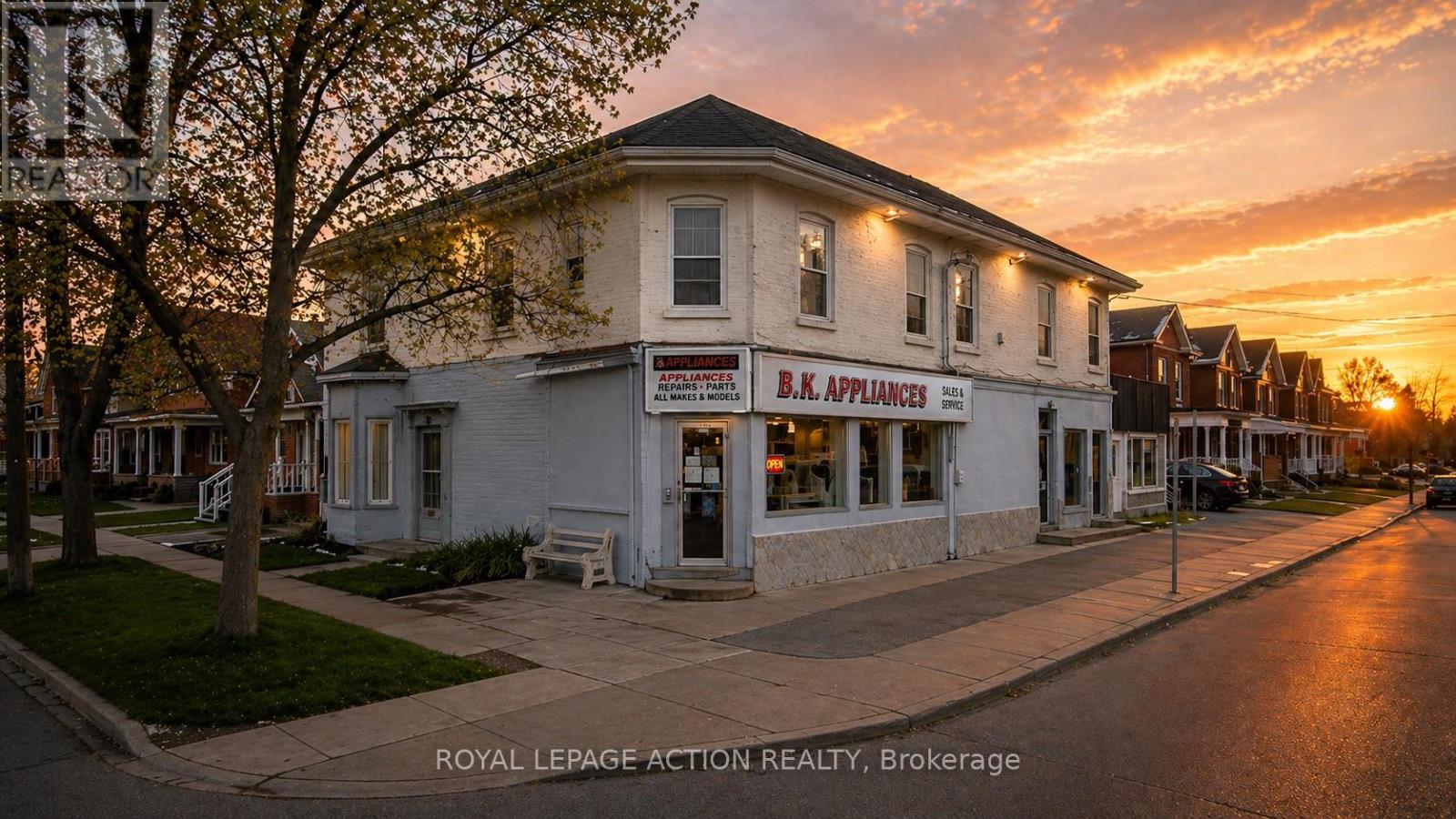 260 MURRAY STREET, Brantford, Ontario