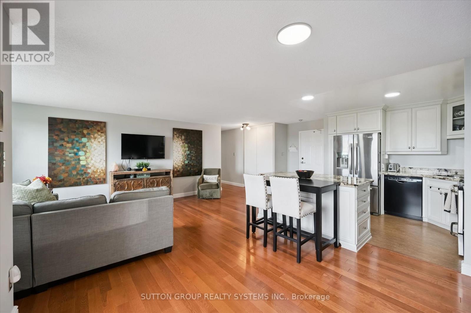 406 - 421 Fairview Drive, Brantford, Ontario  N3R 7M3 - Photo 2 - X13034216