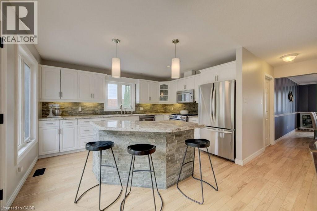 207 Woodridge Drive, Petersburg, Ontario  N0B 2H0 - Photo 12 - 40826721