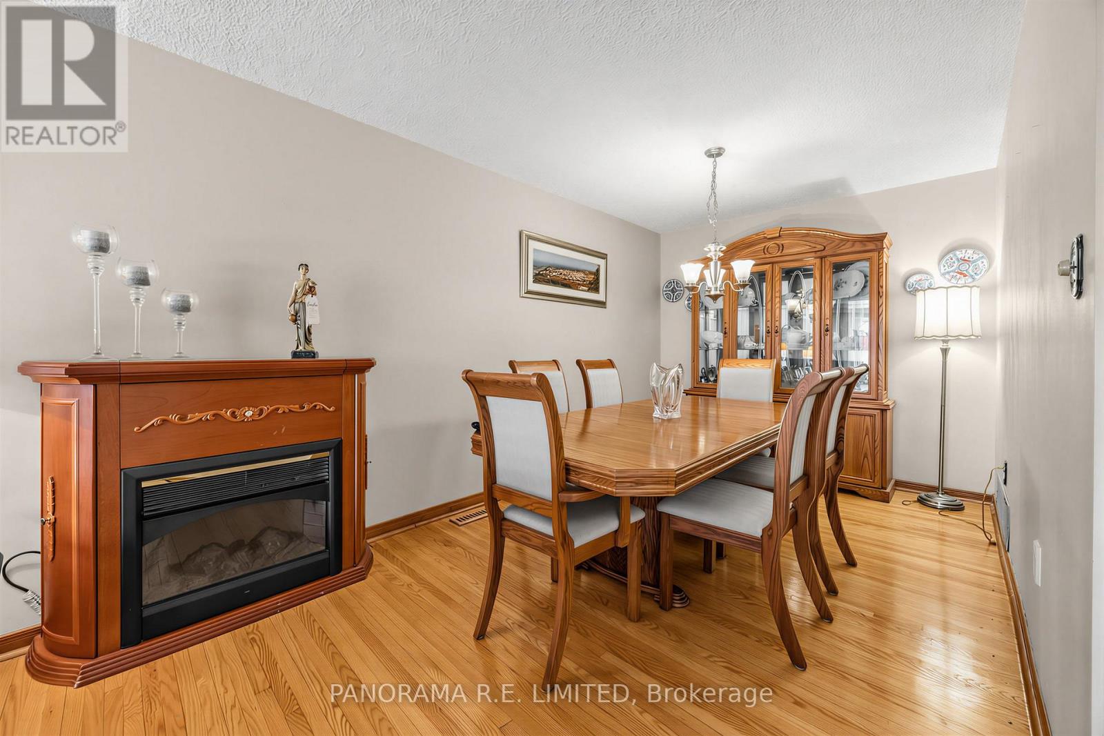 3128 Rymal Road, Mississauga (Applewood), Ontario  L4Y 3B6 - Photo 7 - W13082408