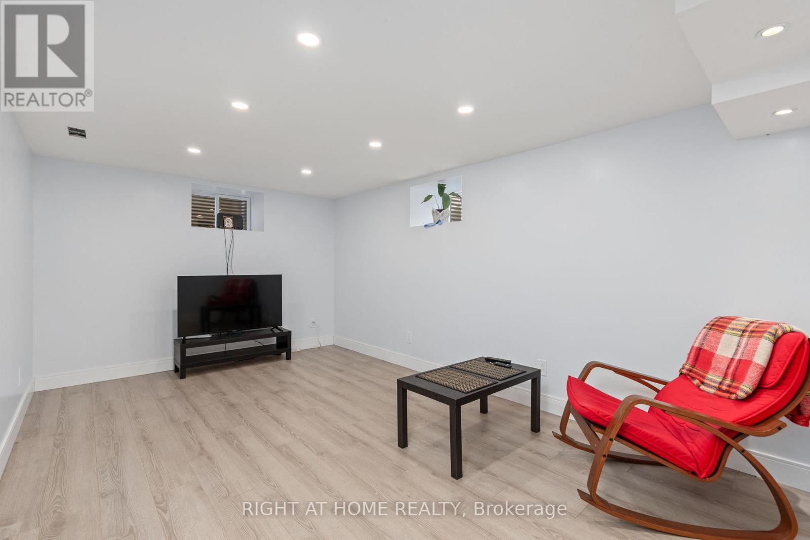 Basement - 346 Walkers Line, Burlington, Ontario  L7N 2C7 - Photo 11 - W13082410