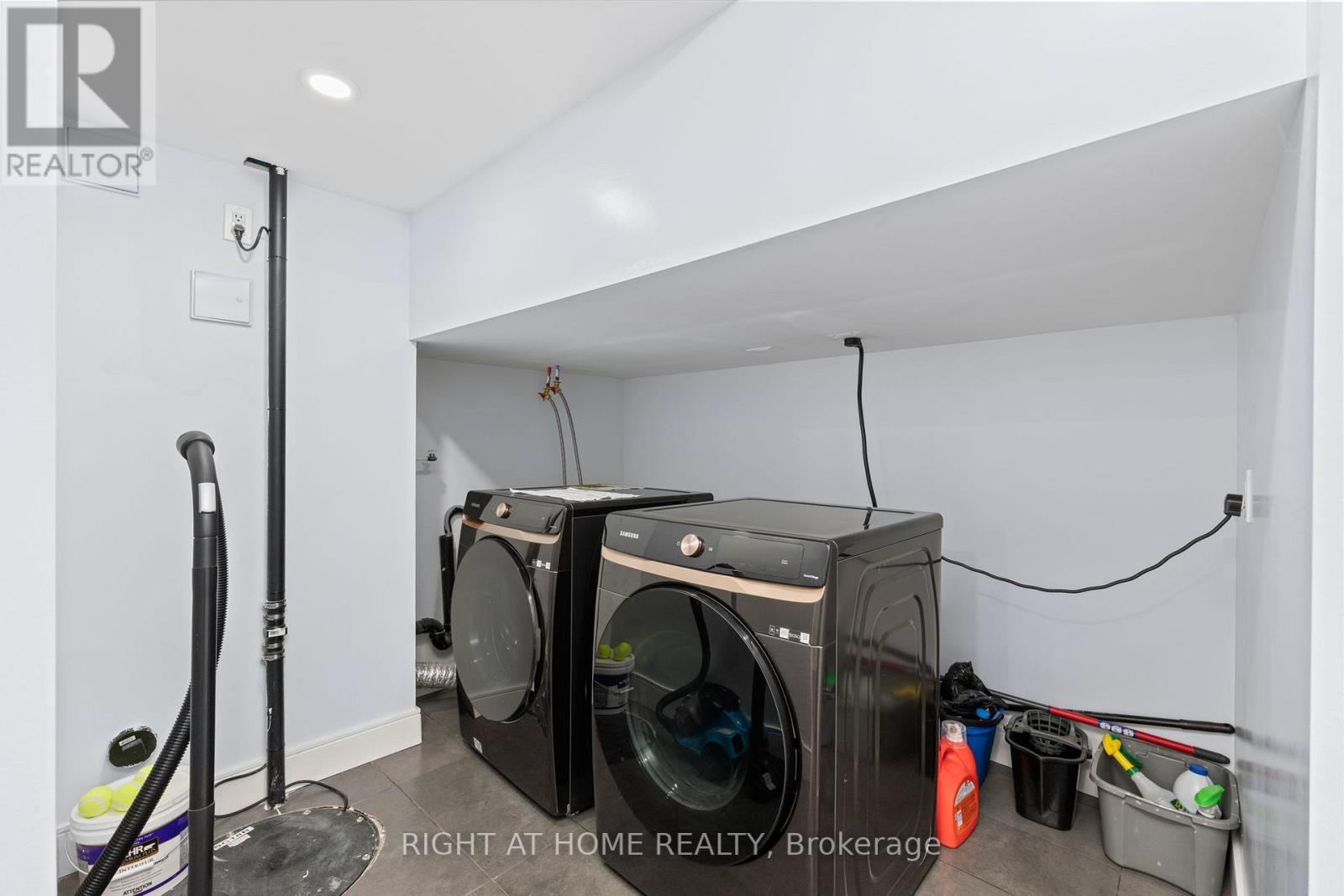 Basement - 346 Walkers Line, Burlington, Ontario  L7N 2C7 - Photo 18 - W13082410