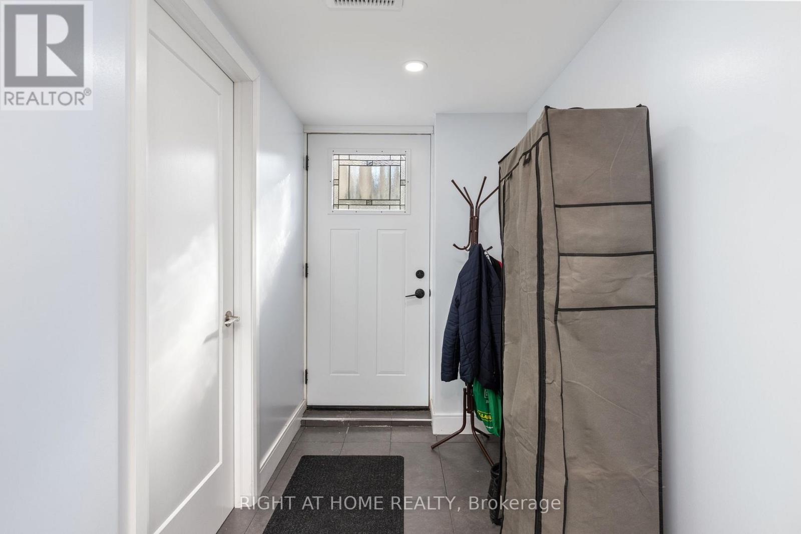 Basement - 346 Walkers Line, Burlington, Ontario  L7N 2C7 - Photo 5 - W13082410
