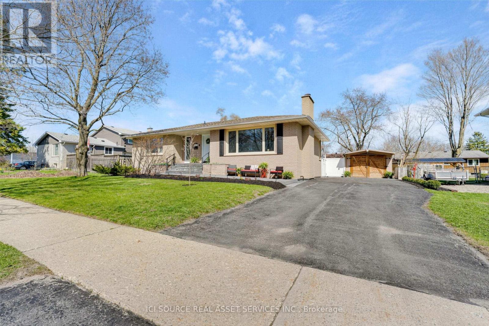 737 Holgate Crescent, Kingston, Ontario  K7M 5A7 - Photo 2 - X13082460