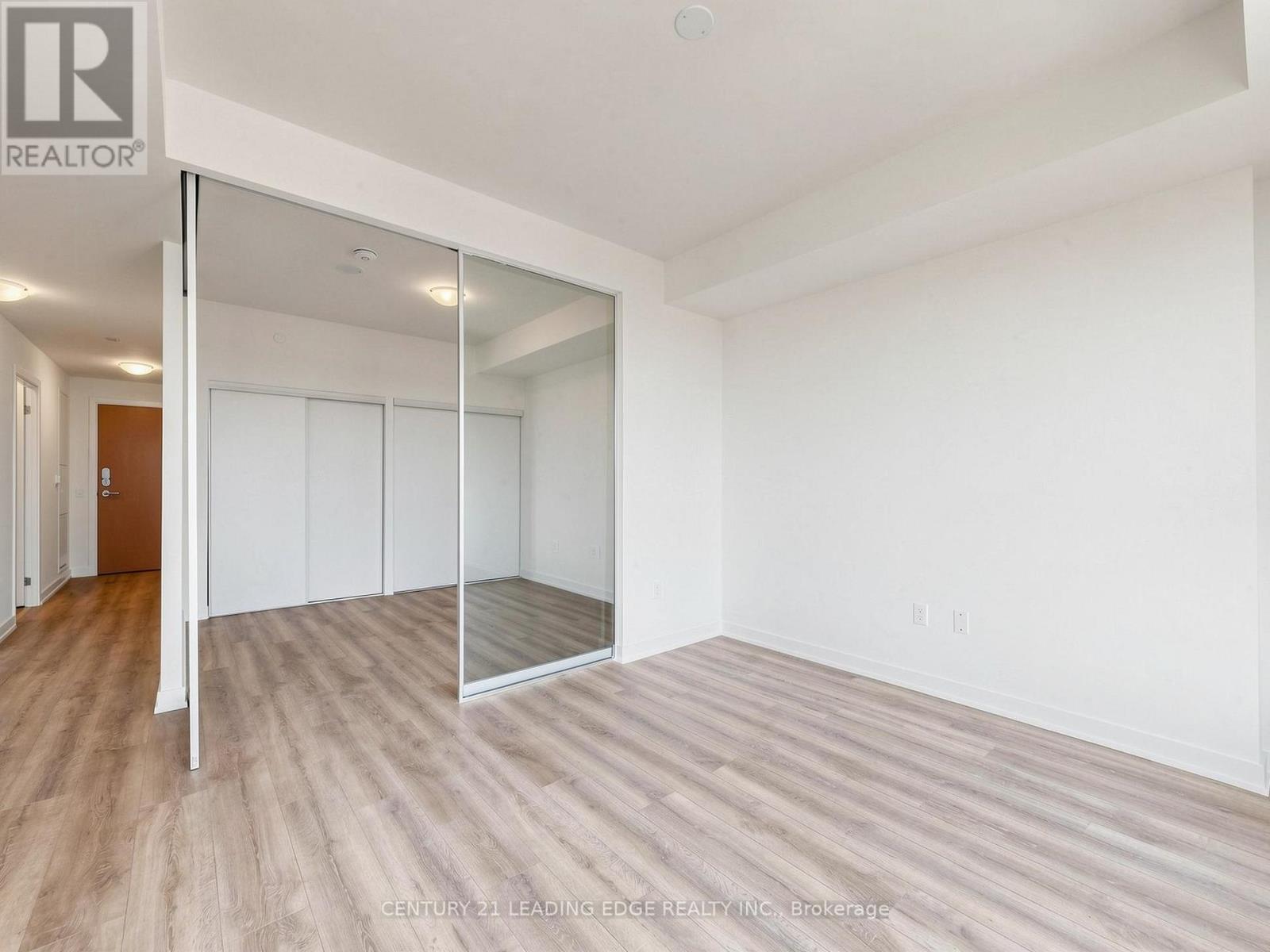 3801 - 1 Quarrington Lane, Toronto, Ontario  M3C 0S4 - Photo 8 - C13079268