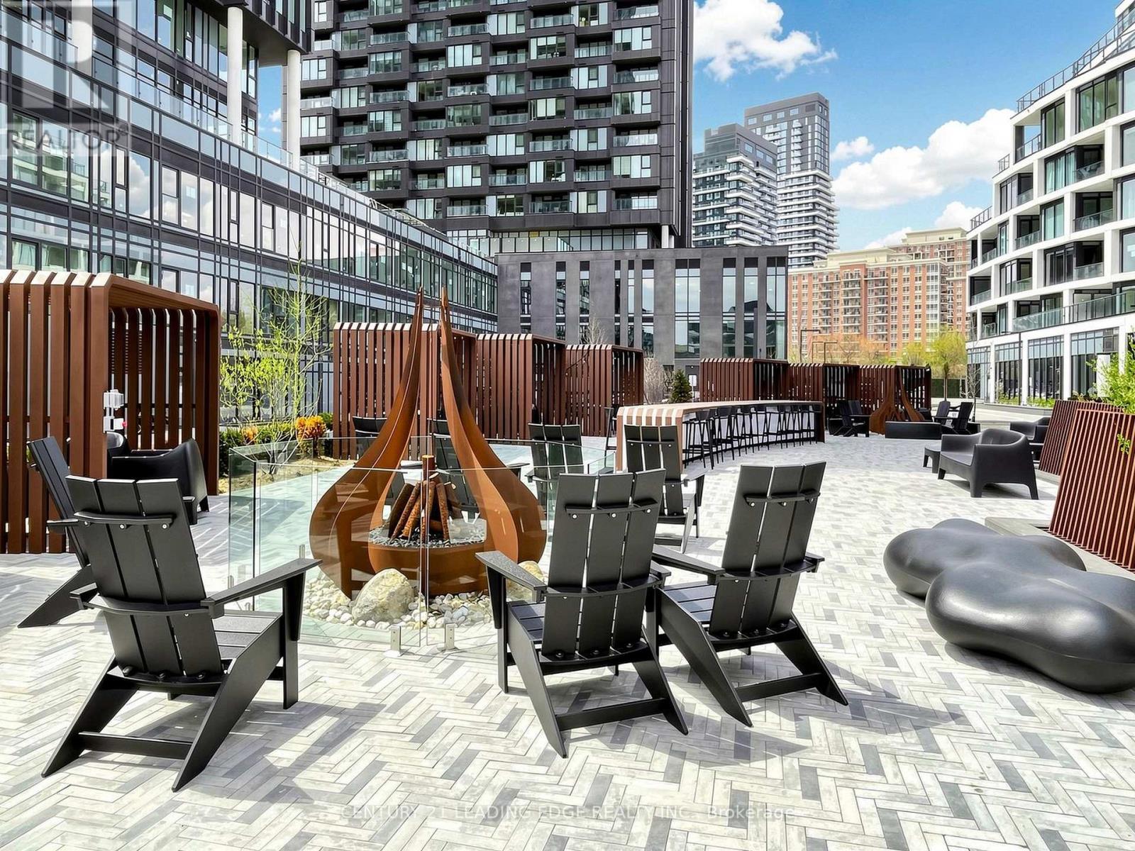 2011 - 5 Quarrington Lane, Toronto, Ontario  M3C 0S5 - Photo 27 - C13079476