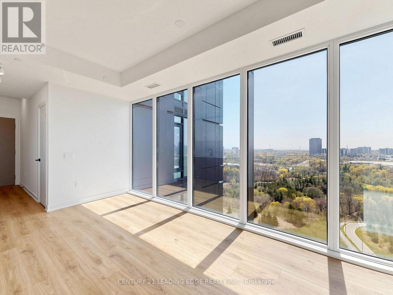 2011 - 5 Quarrington Lane, Toronto, Ontario  M3C 0S5 - Photo 8 - C13079476
