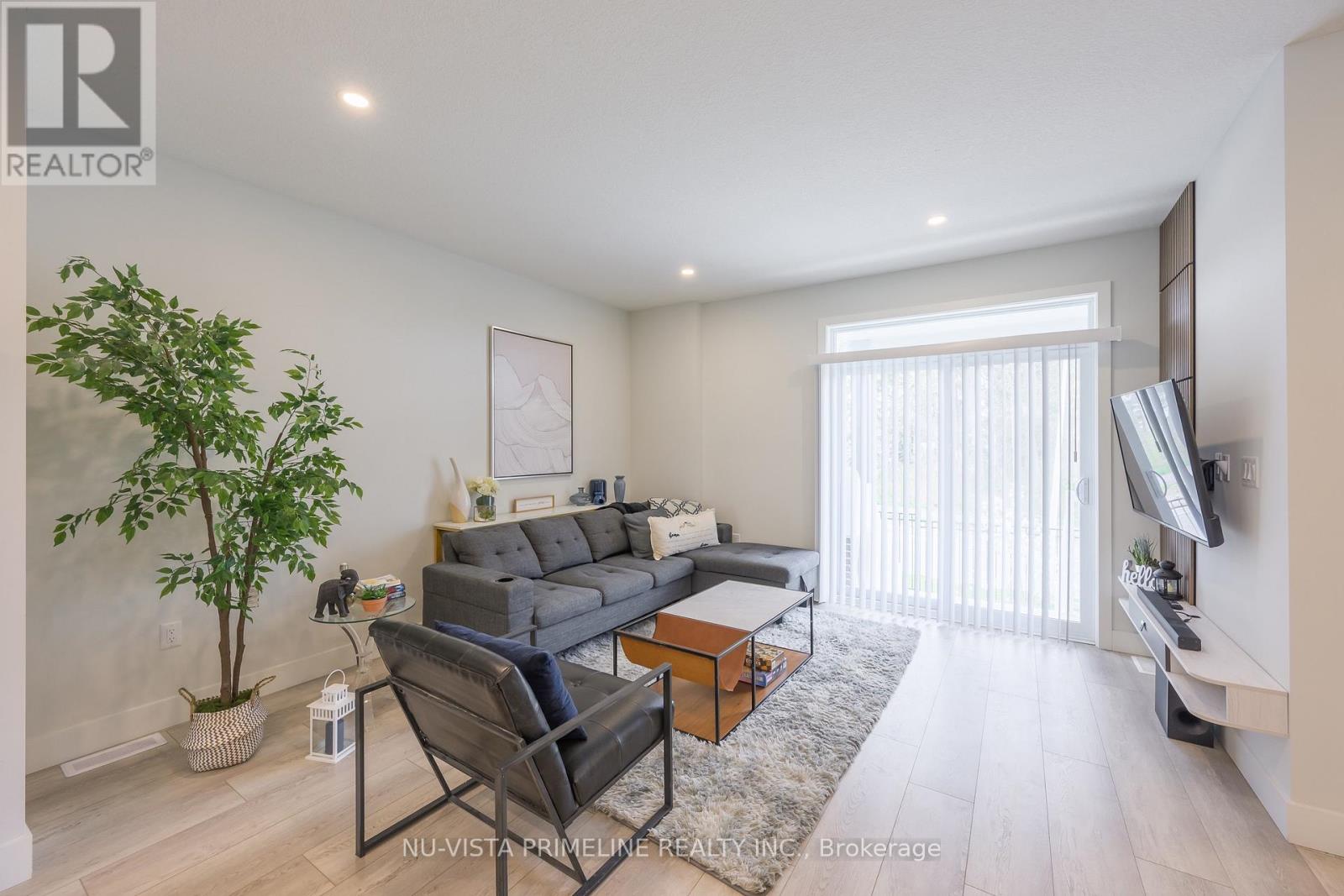 6 - 925 Deveron Crescent, London South, Ontario  N5Z 5A4 - Photo 5 - X13082502