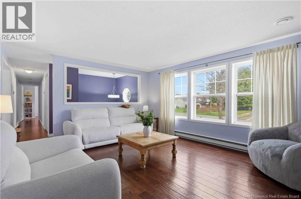 231 Mcadam Avenue, Fredericton, New Brunswick  E3A 5V1 - Photo 2 - NB138456