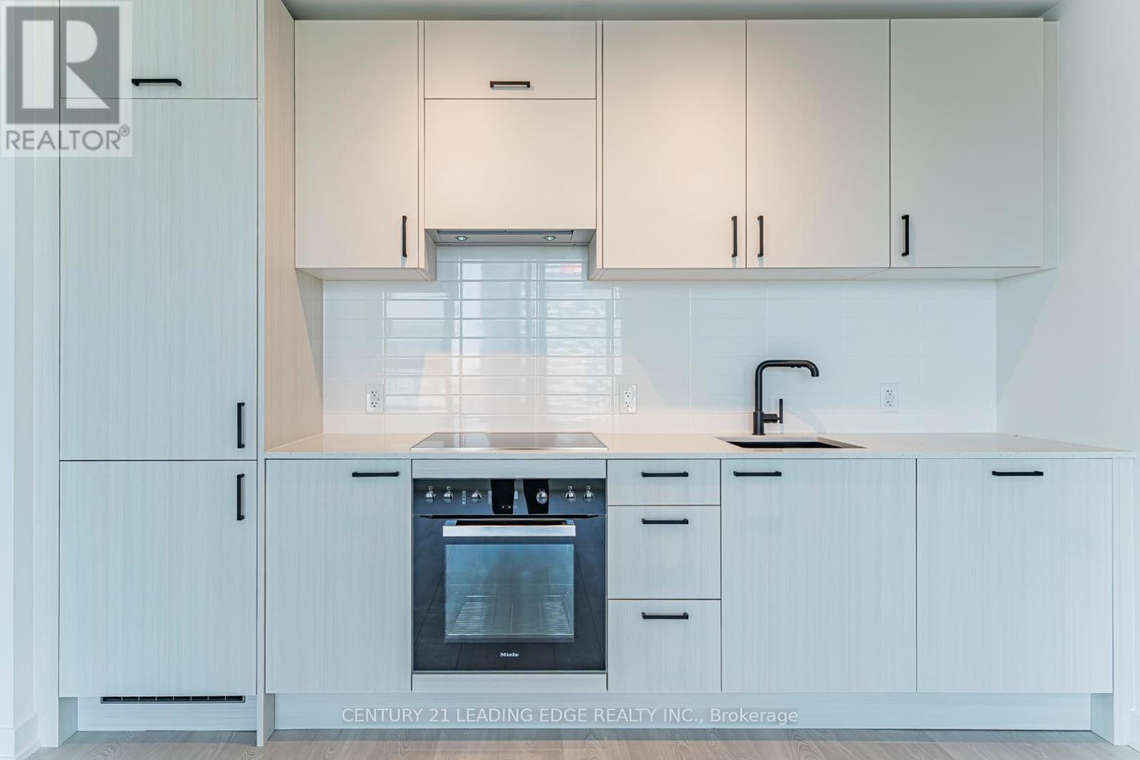3805 - 1 Quarrington Lane, Toronto, Ontario  M3C 0S4 - Photo 11 - C13079410