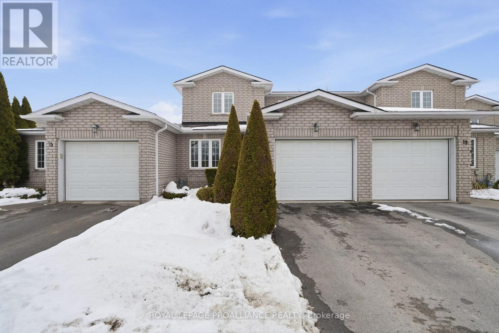 17 Pinegrove Court, Belleville, Ontario  K8N 5X9 - Photo 4 - X12919198