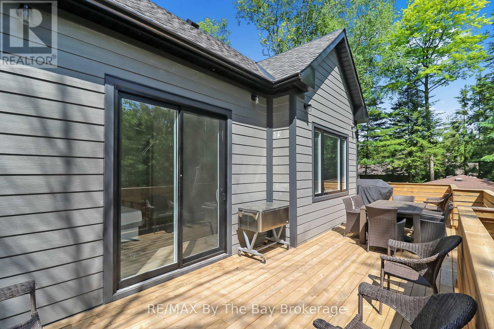35 48th Street N, Wasaga Beach, Ontario  L9Z 1Y3 - Photo 33 - S13082526