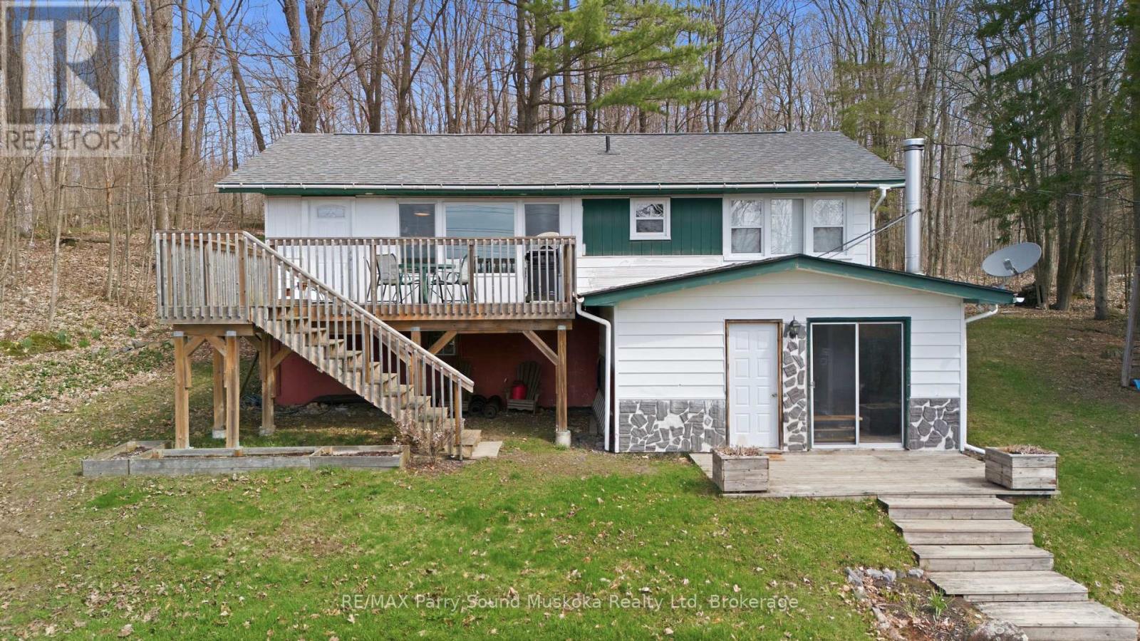 1 WOODS LANE, seguin, Ontario