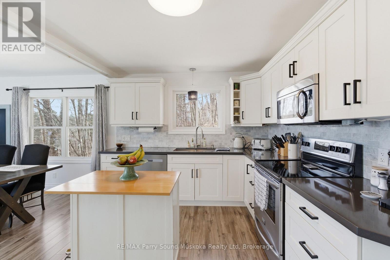1 Woods Lane, Seguin, Ontario  P2A 2W8 - Photo 14 - X13082484