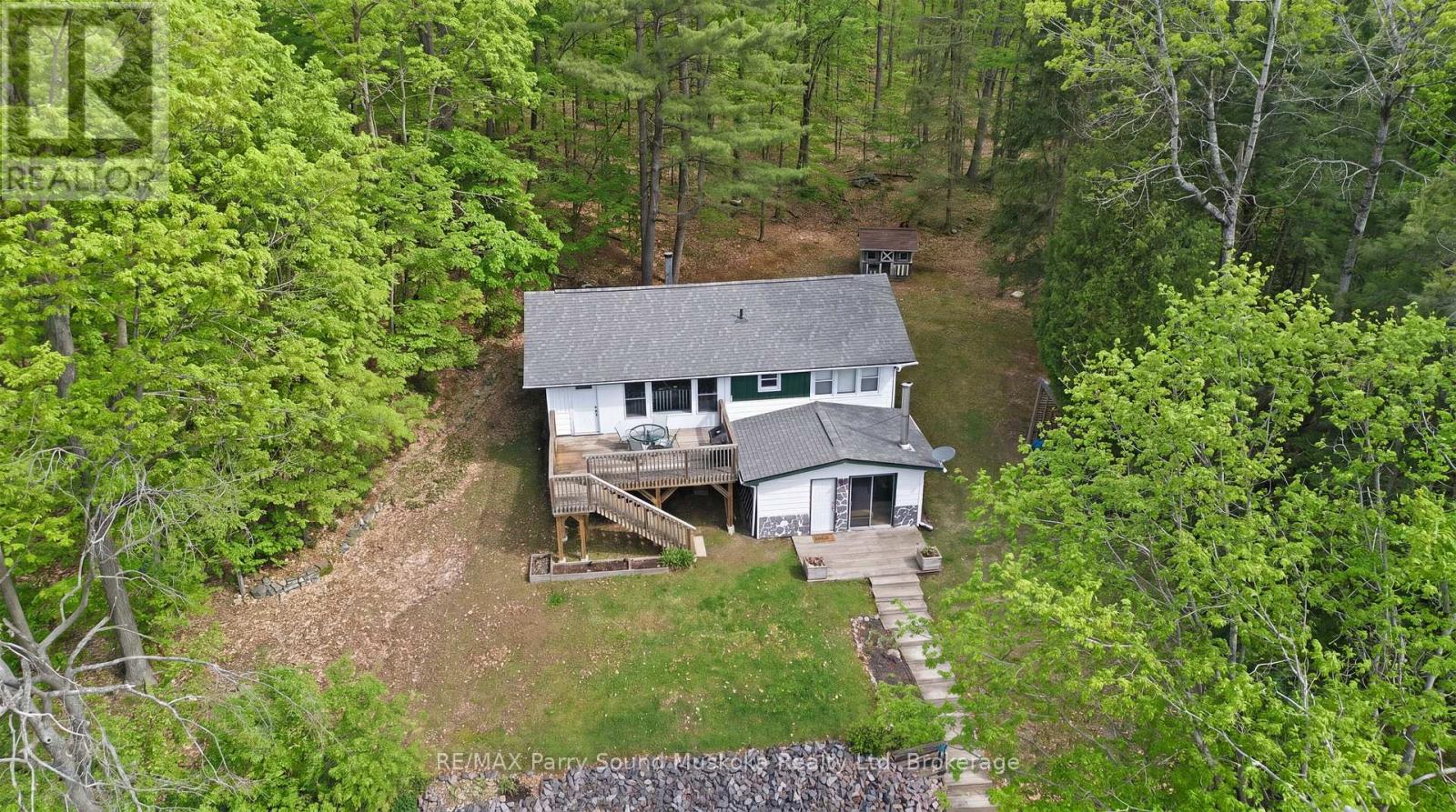 1 Woods Lane, Seguin, Ontario  P2A 2W8 - Photo 2 - X13082484