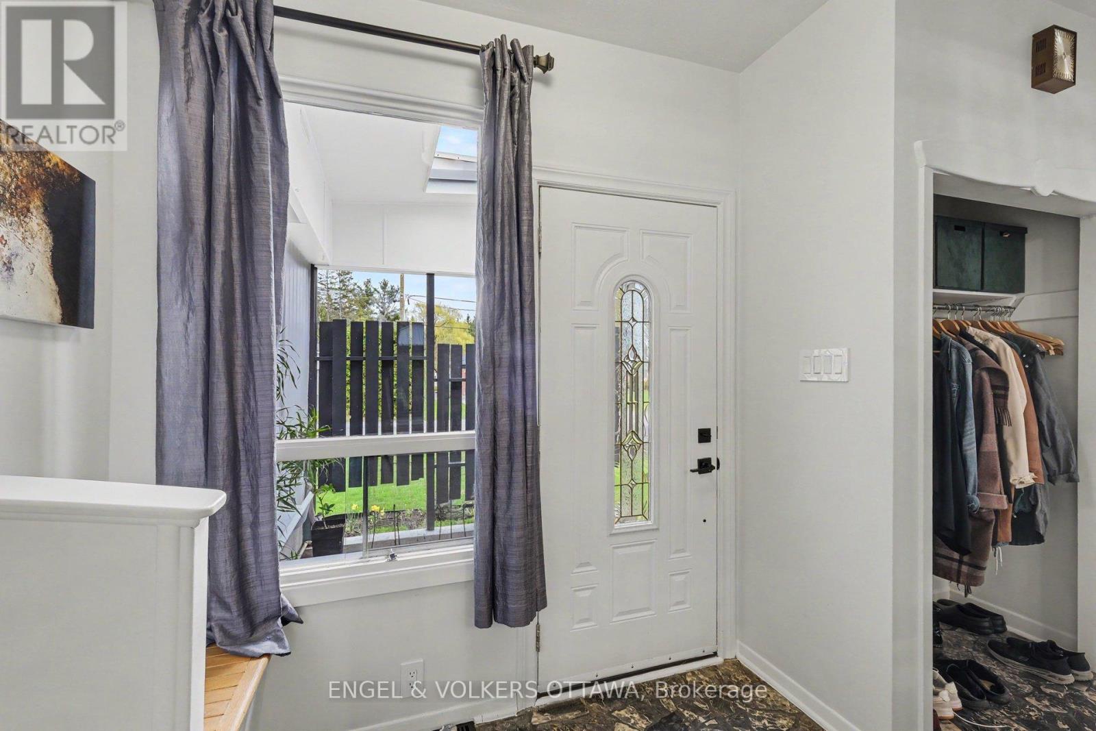 121 Grenfell Crescent, Ottawa, Ontario  K2G 0G5 - Photo 8 - X13082530