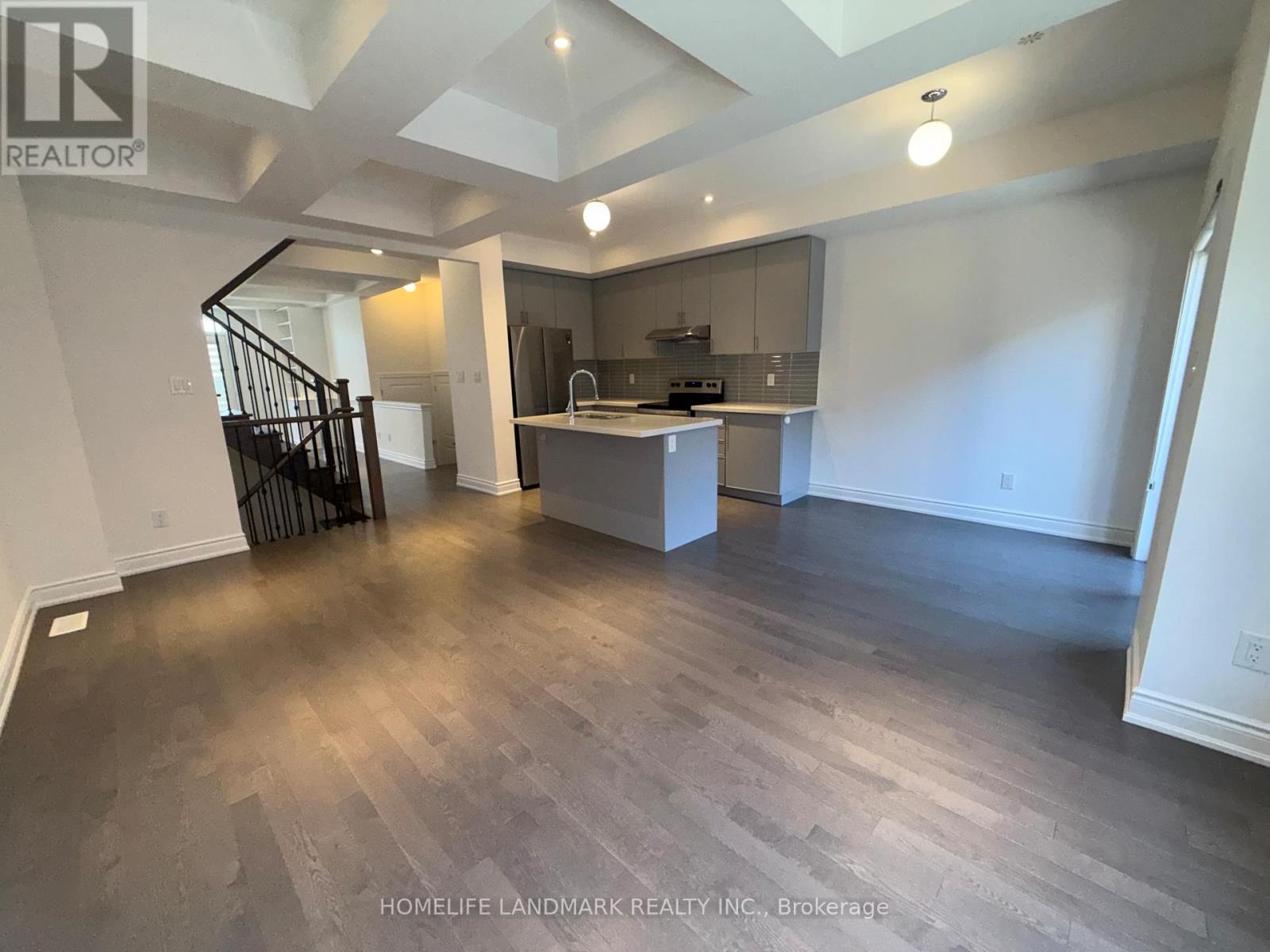 Upper Unit - 4126 Highway 7 Highway E, Markham, Ontario  L3R 0W9 - Photo 3 - N13082480