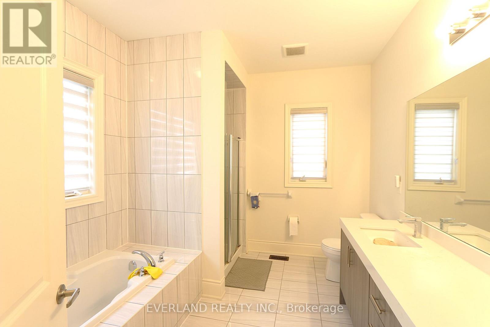 202 Mckean Drive, Whitchurch-Stouffville (Stouffville), Ontario  L4A 5C2 - Photo 15 - N13082504