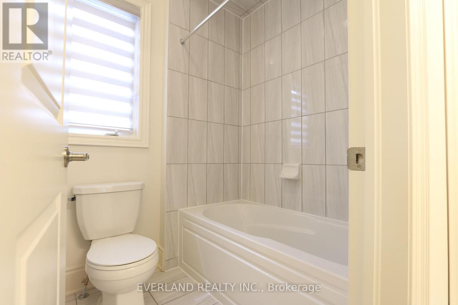 202 Mckean Drive, Whitchurch-Stouffville (Stouffville), Ontario  L4A 5C2 - Photo 17 - N13082504