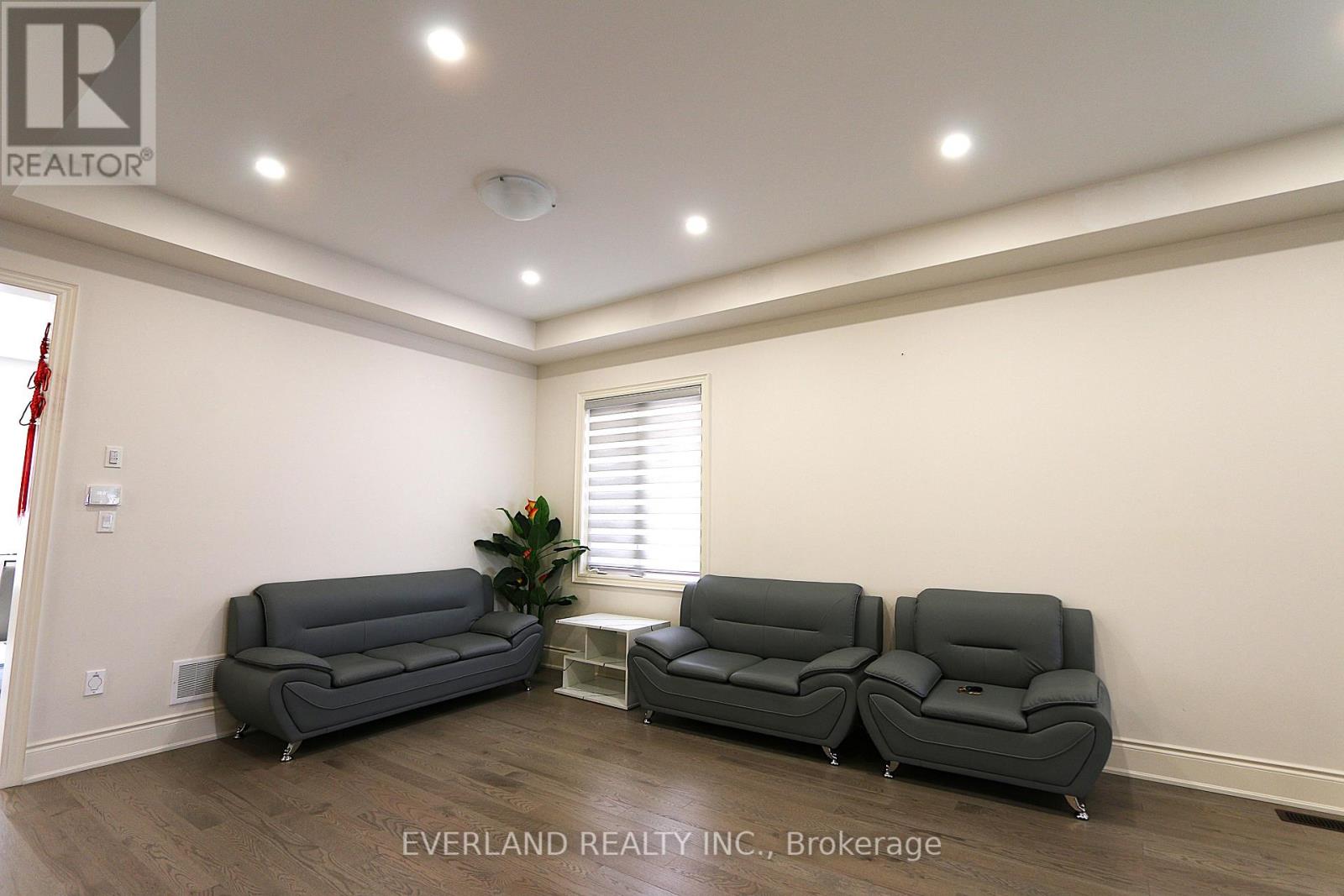 202 Mckean Drive, Whitchurch-Stouffville (Stouffville), Ontario  L4A 5C2 - Photo 24 - N13082504