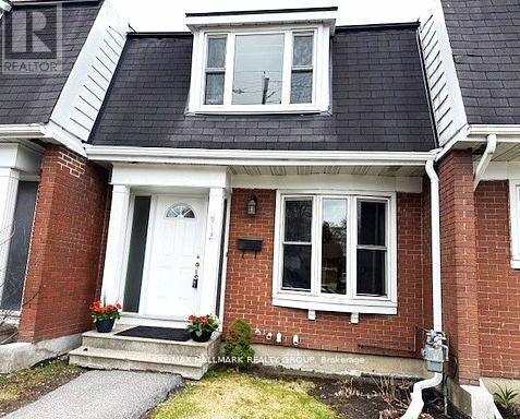 912 Dynes Road, Ottawa, Ontario  K2C 0G8 - Photo 2 - X13066536