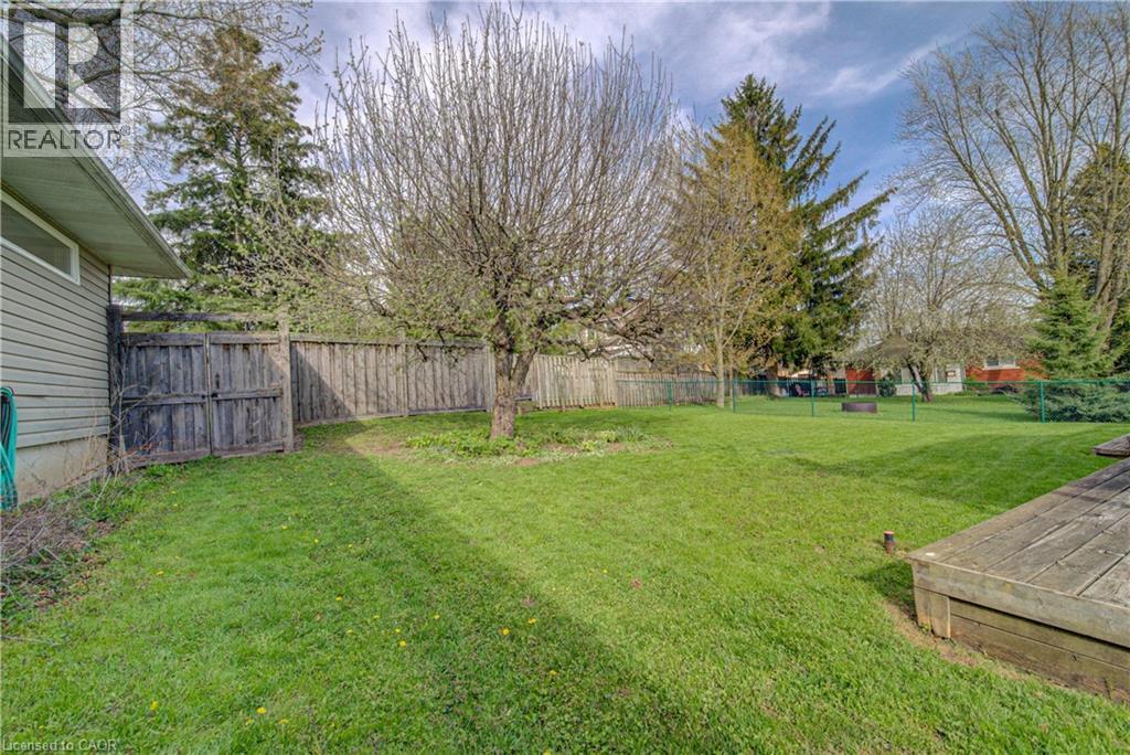 16 Centennial Crescent, New Hamburg, Ontario  N3A 1K9 - Photo 38 - 40813843