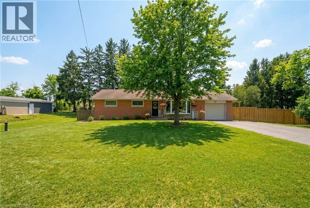 12 STEWART Drive, Burford, Ontario