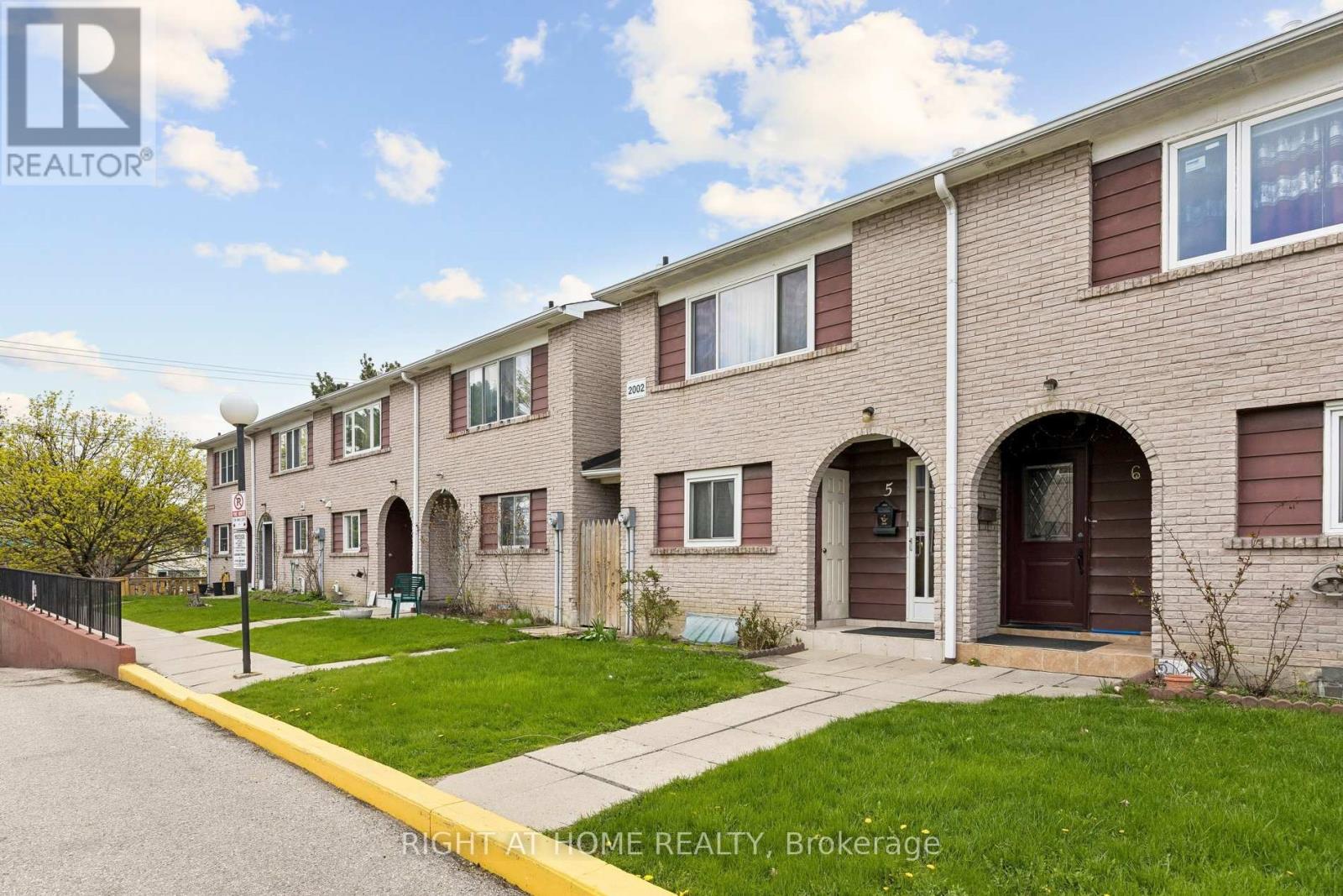 5 - 2002 Martin Grove Road, Toronto (West Humber-Clairville), Ontario  M9V 4A3 - Photo 3 - W13082510