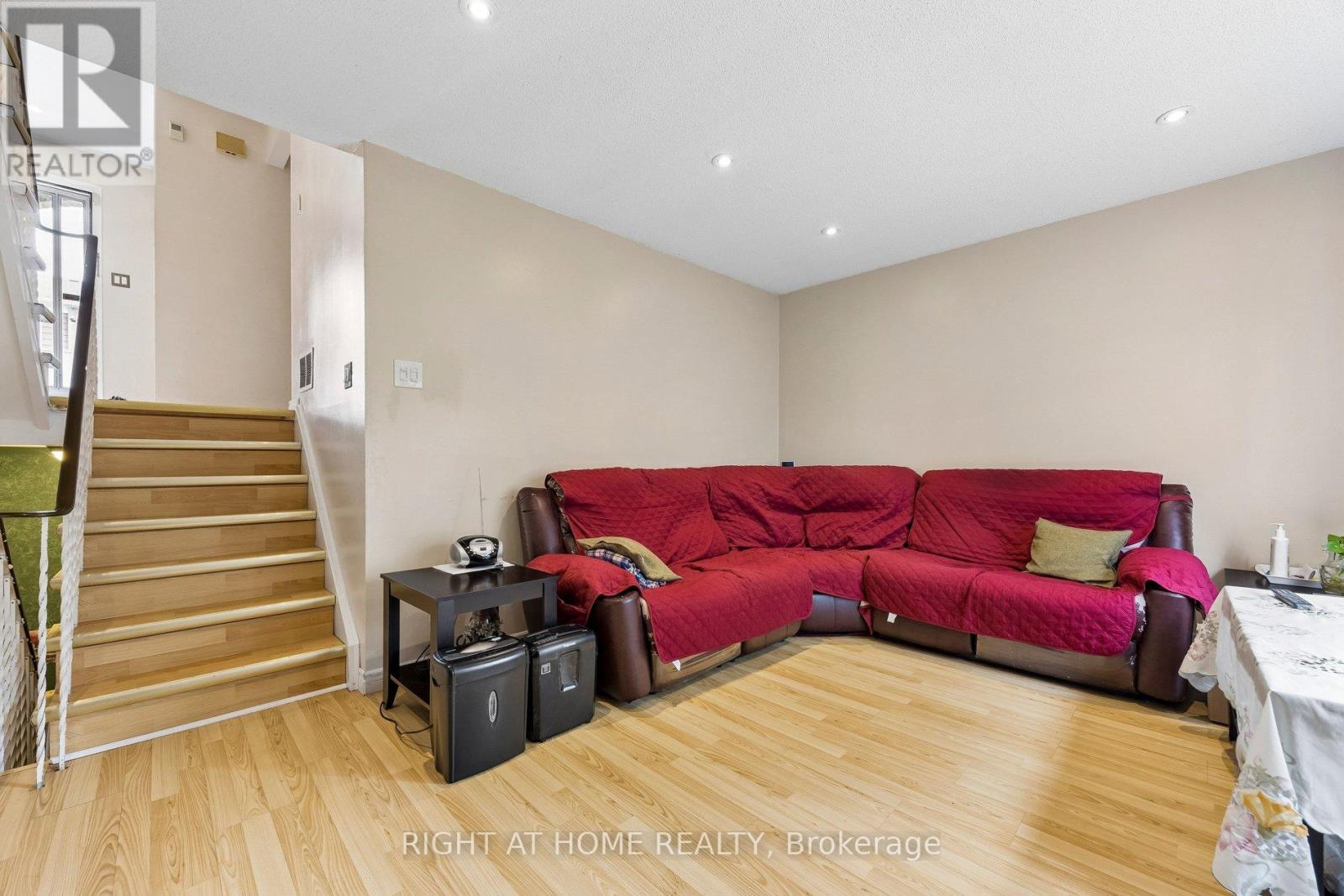5 - 2002 Martin Grove Road, Toronto (West Humber-Clairville), Ontario  M9V 4A3 - Photo 6 - W13082510