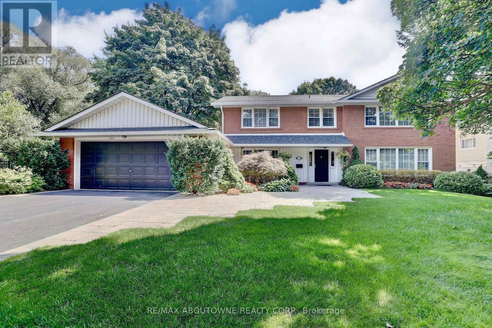 1284 CLEAVER DRIVE, Oakville, Ontario